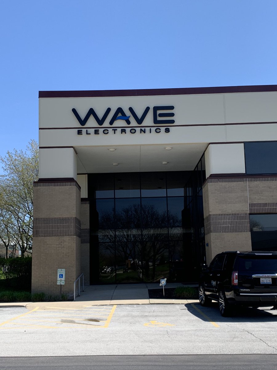 kristymalbrecht's tweet photo. ☀️Gorgeous Day for @waveinc sign Installation! I cannot wait to Move!
#formyloveofelectronics #waveelectronics #cedia #womeninav #electronics #wooddaleillinois https://t.co/nWEHaTBtqM