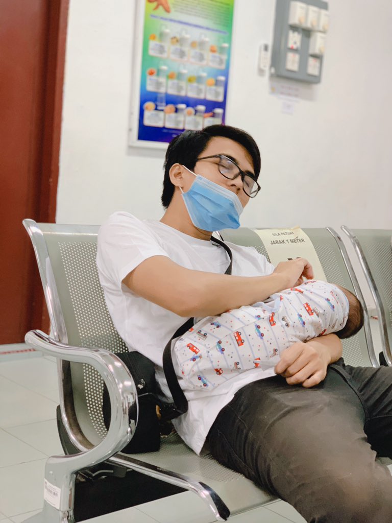 bajilahhhh's tweet photo. Dari dulu sampai sekarang aku selalu fikir nak pasangan yang  baik2 , yang mudah2 yang memahami . Thread ni istimewa khas untuk suami saya ❤️ https://t.co/h8TmeWC5NC