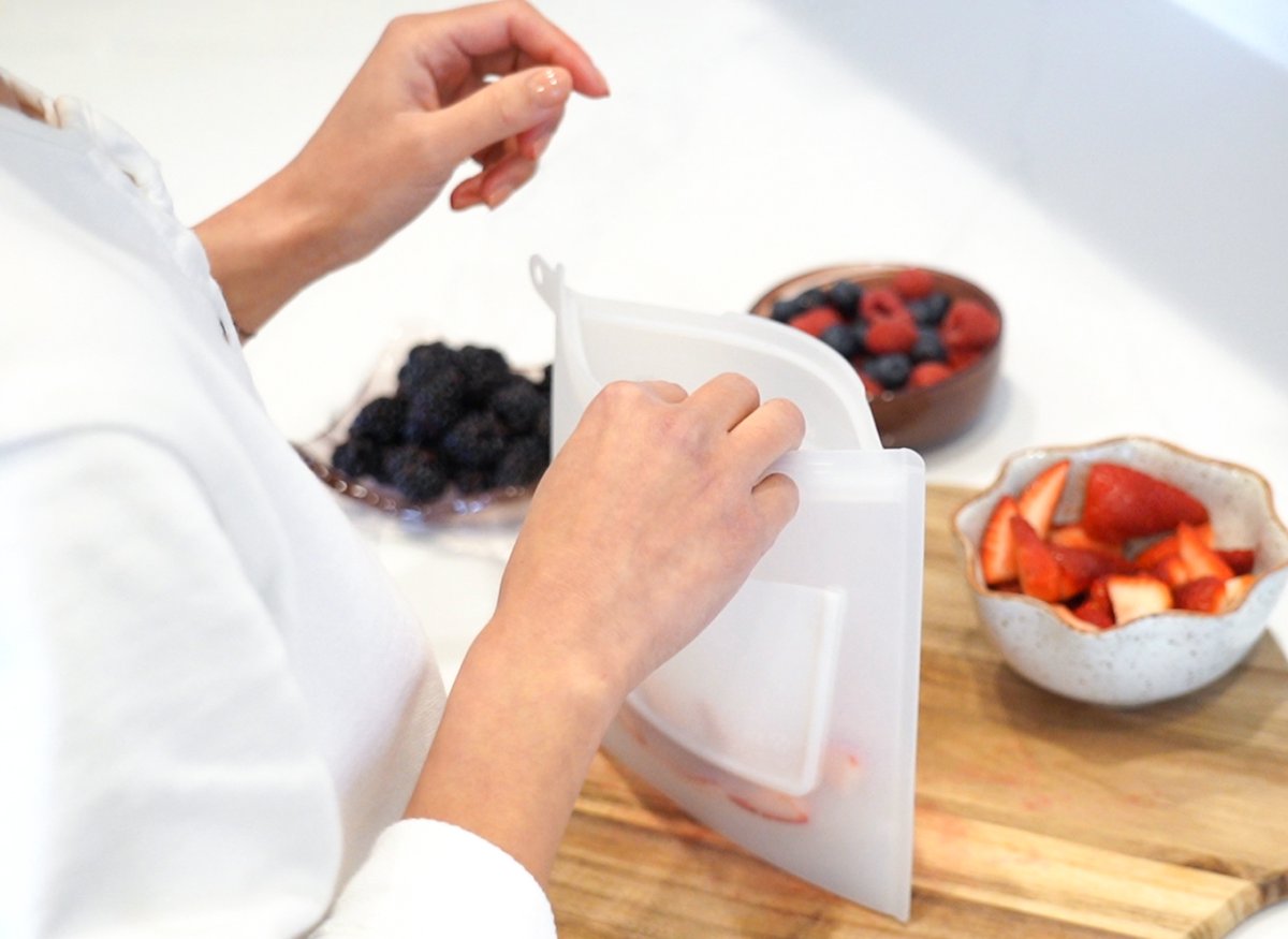 trytwopillars's tweet photo. Pack &amp; snack🍓 https://t.co/fDf6ZCwevs