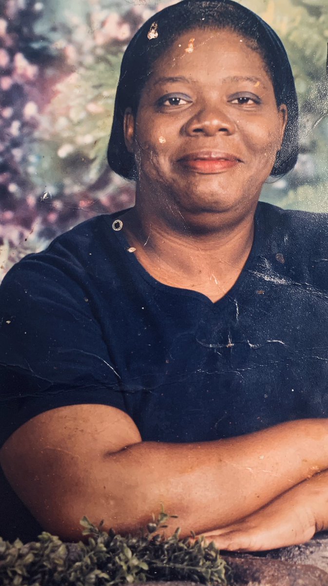 Since it’s #TeacherAppreciationWeek I would like to showcase my favorite teacher in the classroom and life, my mom! I miss this lady so much! #missyoumom #mytwin ❤️❤️❤️
