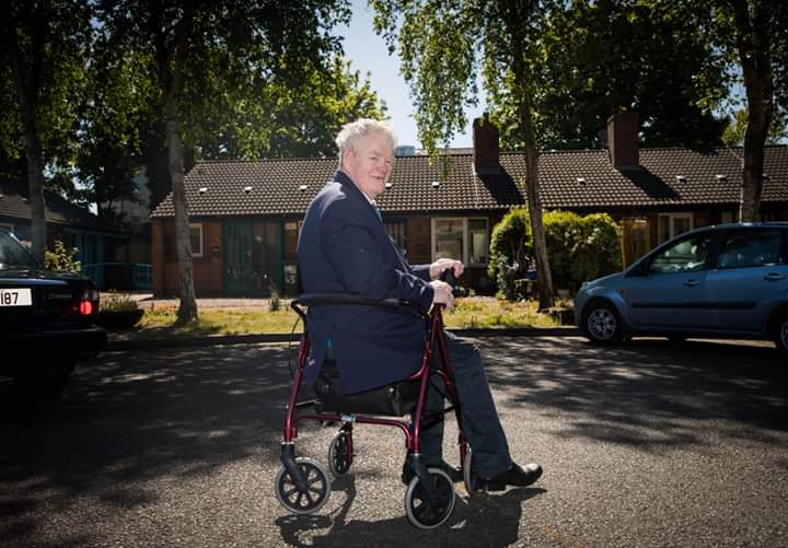 Thanks to an enthusiastic Team of #Ranelagh volunteers the community gardens in Woodstock looks great and is being enjoyed by Tom. 
🧤🍃🌲🌳🌲🍃🧤
#spruceupyourstreet   #volunteerfromHome 
#InthisTogether #TogetherApart #StayAtHome #FanAbhaile @voluntireland