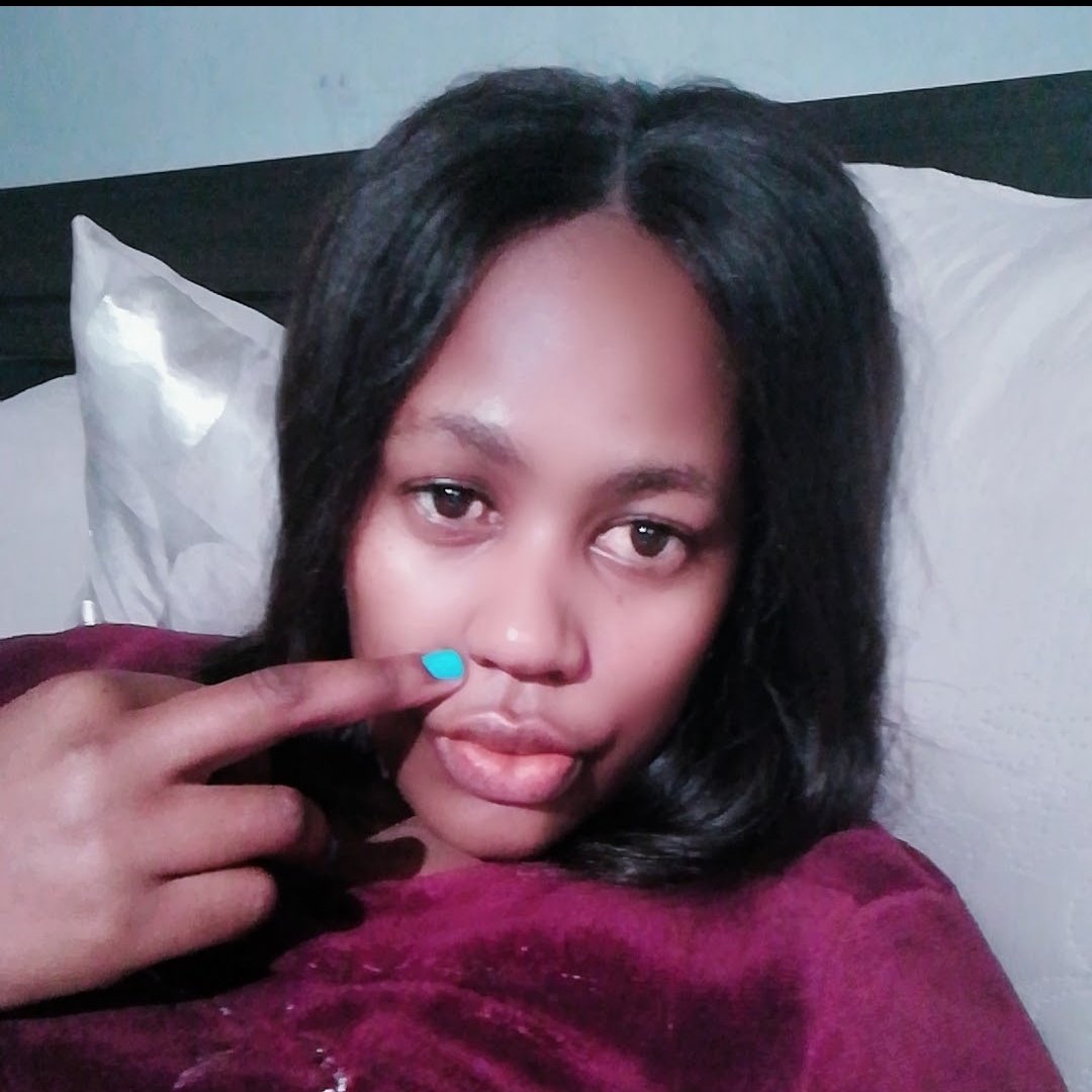 Vuyolwe49797518's tweet photo. #day41oflockdown without tlof tlof
🤣🤣😭 https://t.co/hGryWtqTCn