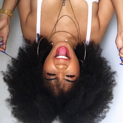 Louca e doida! 
 #BlackPower