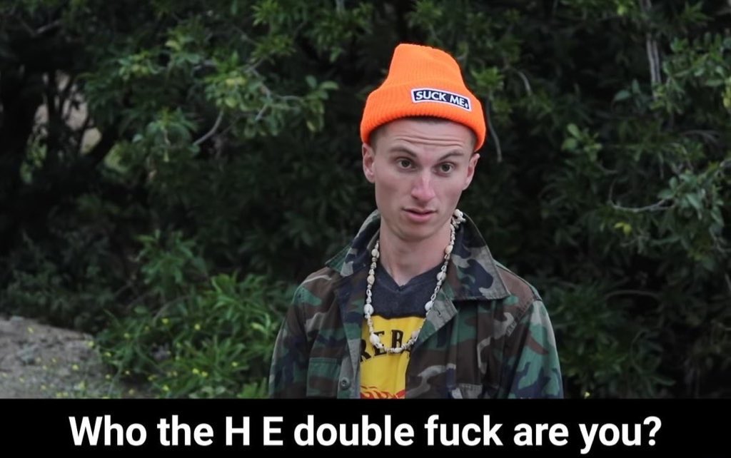 No one: 
iPhone Face ID when you have your mask on: