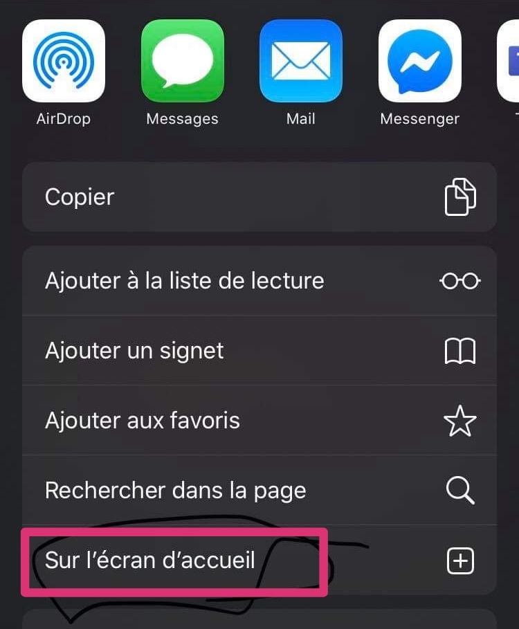 ChampizzLeague's tweet photo. Pour télécharger l'appli sur vos téléphones une fois enregistrés via :

https://t.co/iFRU8kKpX9

Deux options:
- Sur IOS avec Safari (ligne du haut)
- Sur Android av Chrome (ligne du bas) https://t.co/zjbQO8oH5d