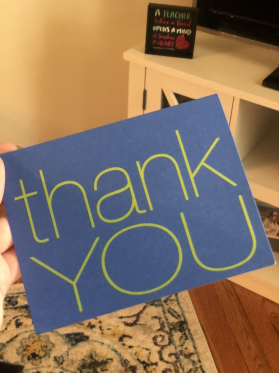 MsRossisRoom's tweet photo. Received a thoughtful card from @ann_gwynn today and it made me feel so appreciated. Thank you Mrs. Gwynn! 💗 @MPCSVA #mpcsconnects https://t.co/lFp3gmuIYK