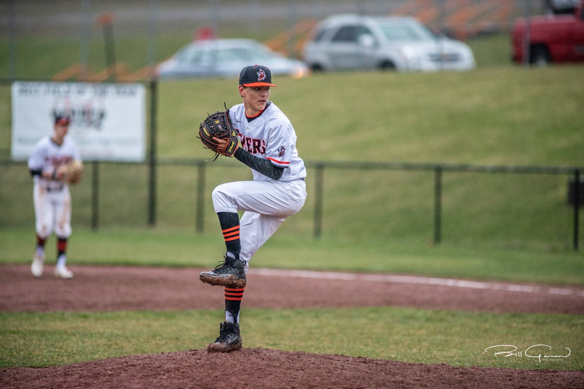 MTigerBaseball's tweet image. Tonight would have been senior night at the Duck so we would like to highlight our seniors. Our first senior is #1 @axea_22 Amar Ede Alkire. Thank you for your contribution to our program!
