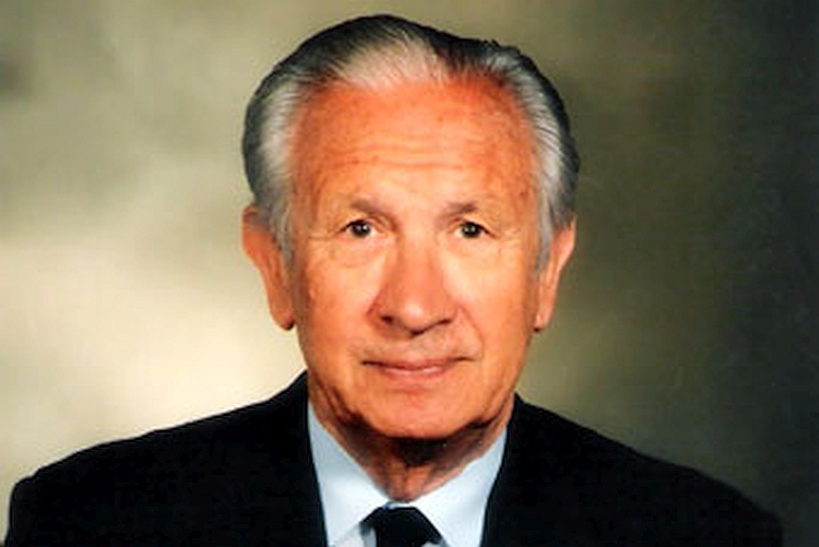 Хуан антонио самаранч. Де самаранч. Хуан антонио самаранч испанский политик. Хуана антонио самаранча 1980. 16.