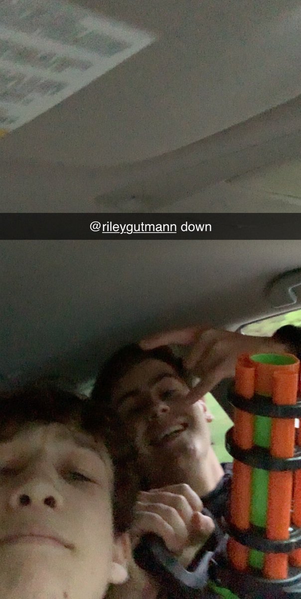 Gaymers4life's tweet photo. Big dick Haney drops his first kill capping Guttie in the arm while he was getting a lap dance https://t.co/b42UAYZfTC