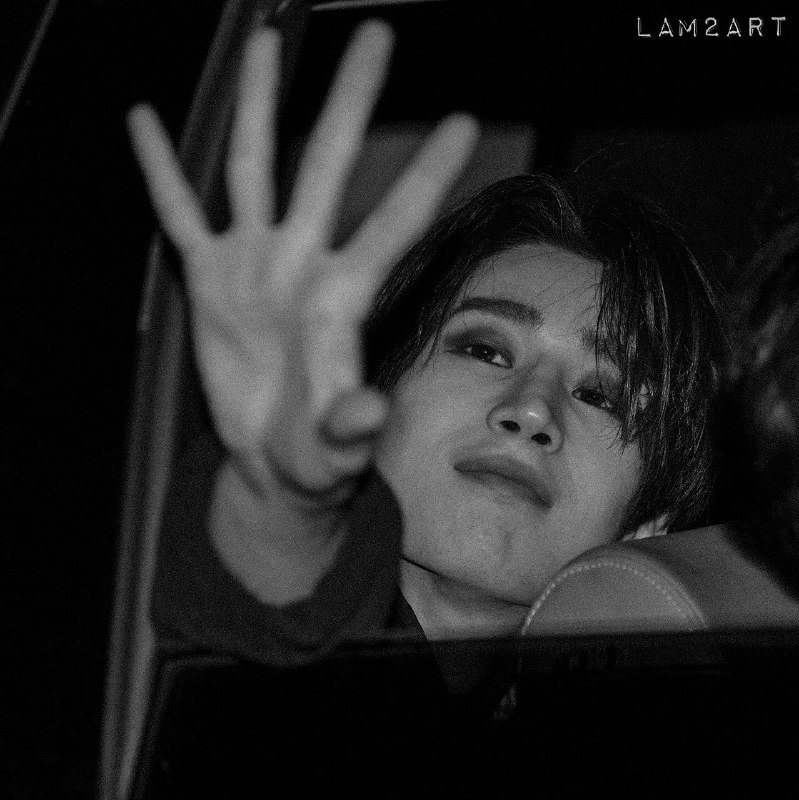 HSEUN94's tweet photo. ◟ゑ.١𝐇𝐈𝐃𝐃𝐄𝐍 𝐅𝐀𝐌𝐈𝐋𝐘 𝐔𝐏𝐃𝐀𝐓𝐄: ℓeτ's τrαvel αnd hαve fun lιke τhere's nσ τσmσrrσw ٠ fαmιlч τrιp. ৎ   〳 #THVTRIP #THV https://t.co/oL6ABwxbCY