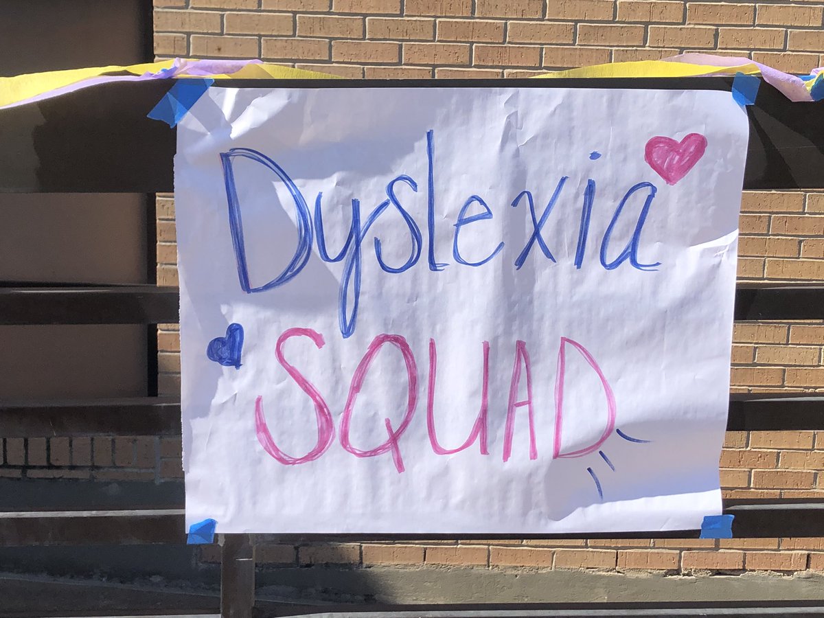 lisettalayer's tweet photo. Covid19 can’t stop the Dyslexia Squad 💗 Teacher Appreciation Drive-By 💗Thank you @SuessShannon Blessed to be in the best department @RichardsonISD https://t.co/8TPN1sOrdL