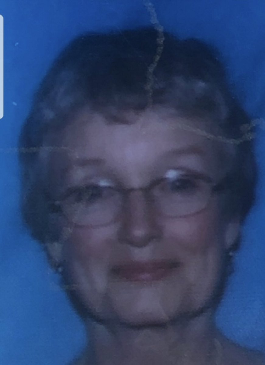 mrhinesSPD's tweet photo. SPD is seeking the whereabouts of an 79 year old Saundra Knowles who walked away from her residence in the 400 block of Gladstone Blvd Wed around 3:30 p.m.

She was last seen wearing a blue and gray shirt with horizontal stripes and blue pants.  If seen call 318-673-7300. https://t.co/OzGEVWtL30