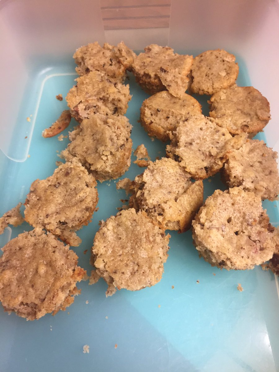 JRothenburger's tweet image. This is clearly a sign I shouldn’t quit my day job 
#bakingfail