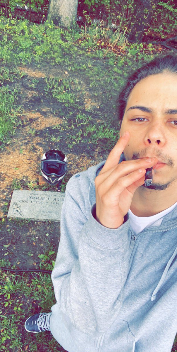Dummy2Raww's tweet photo. #LongLiveBuck #LongLiveJay https://t.co/jQ4vql2QJv