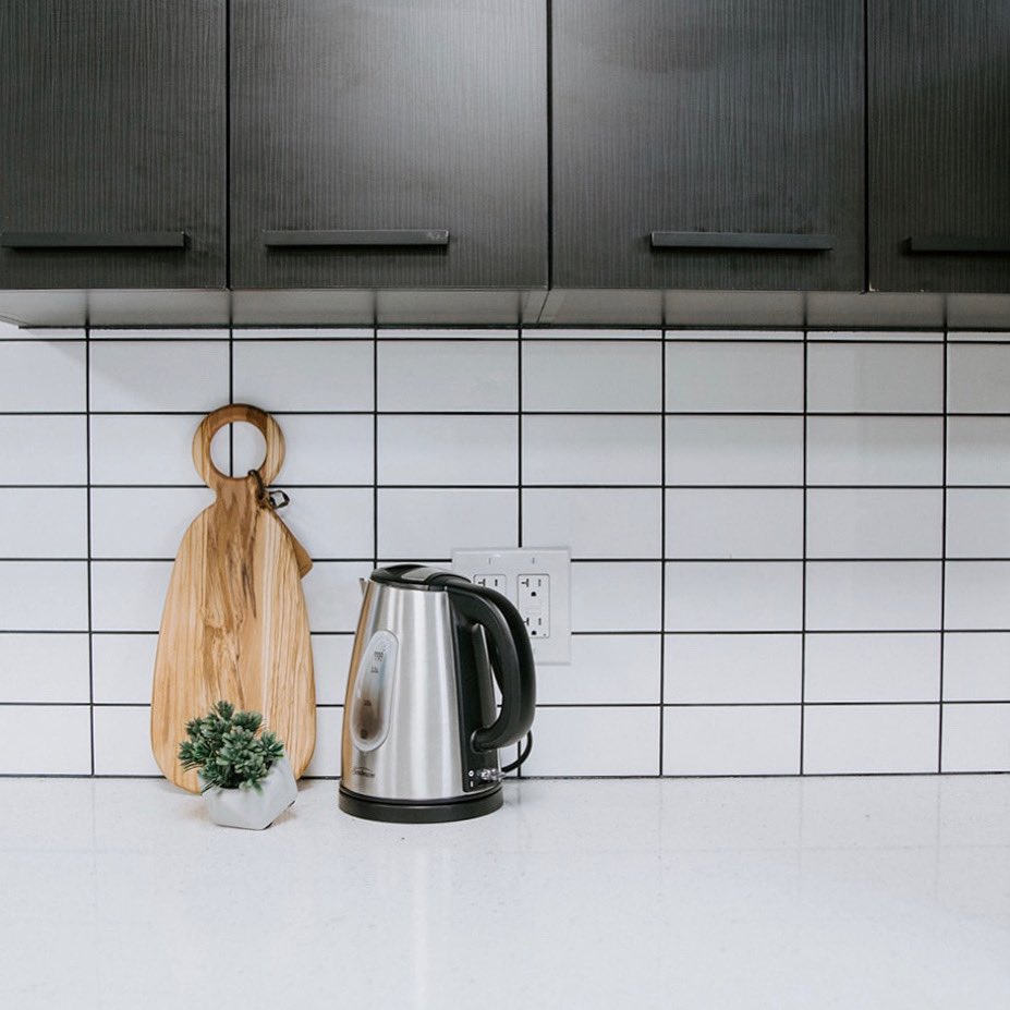 greypearldesign's tweet photo. Who else loves contrasting grout 
#interiordesign #commercialdesign #staffroom #kitchen #design #interiors #bdnmb https://t.co/lxD2n2PBPw