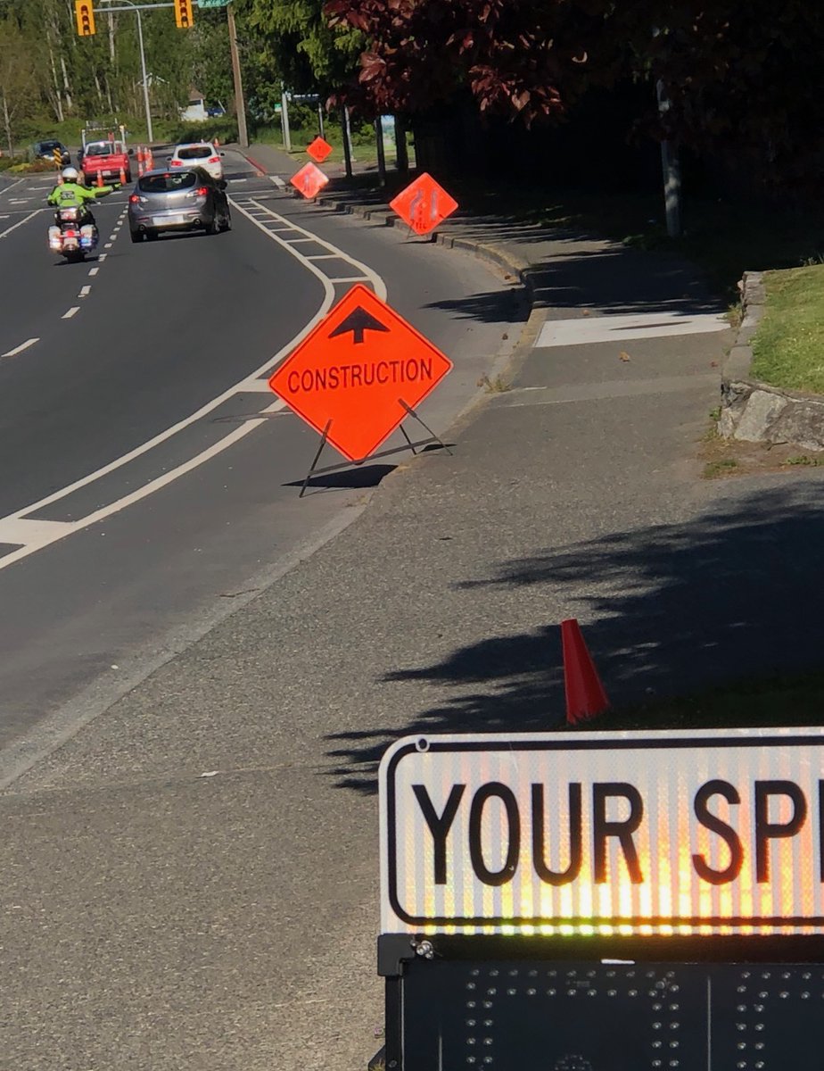 We deployed the speed boards today to remind drivers of their speeds.  CRD IRSU 🚔conducted enforcement based "social distancing"✍️🏼😉with those drivers who were travelling significantly over the speed limit! Be safe. Be calm. Slow down.  👉🏼#NoNeedForSpeed 👈🏼