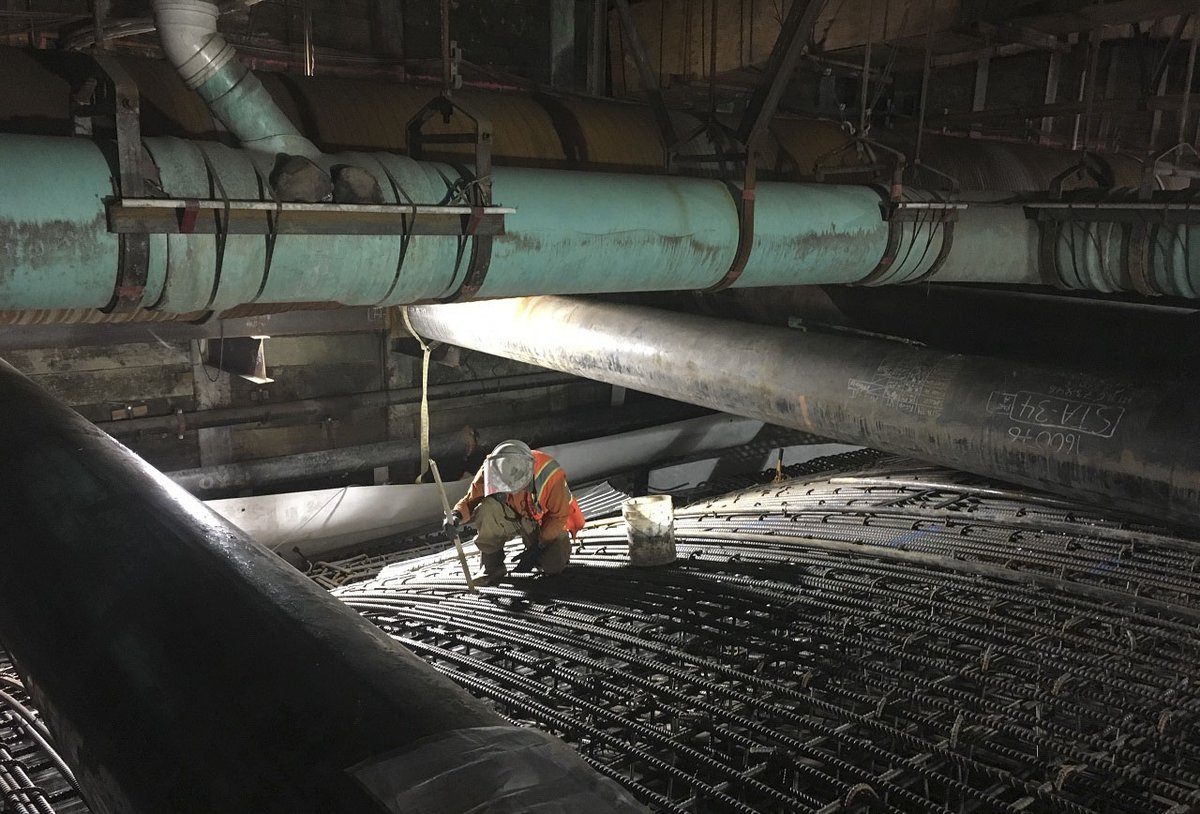 metrolosangeles's tweet photo. Purple Line Extension Transit Project construction continues under Wilshire/Fairfax. Sign up for project updates at https://t.co/UnYC0QPHdd. https://t.co/RzR7XZYB2z