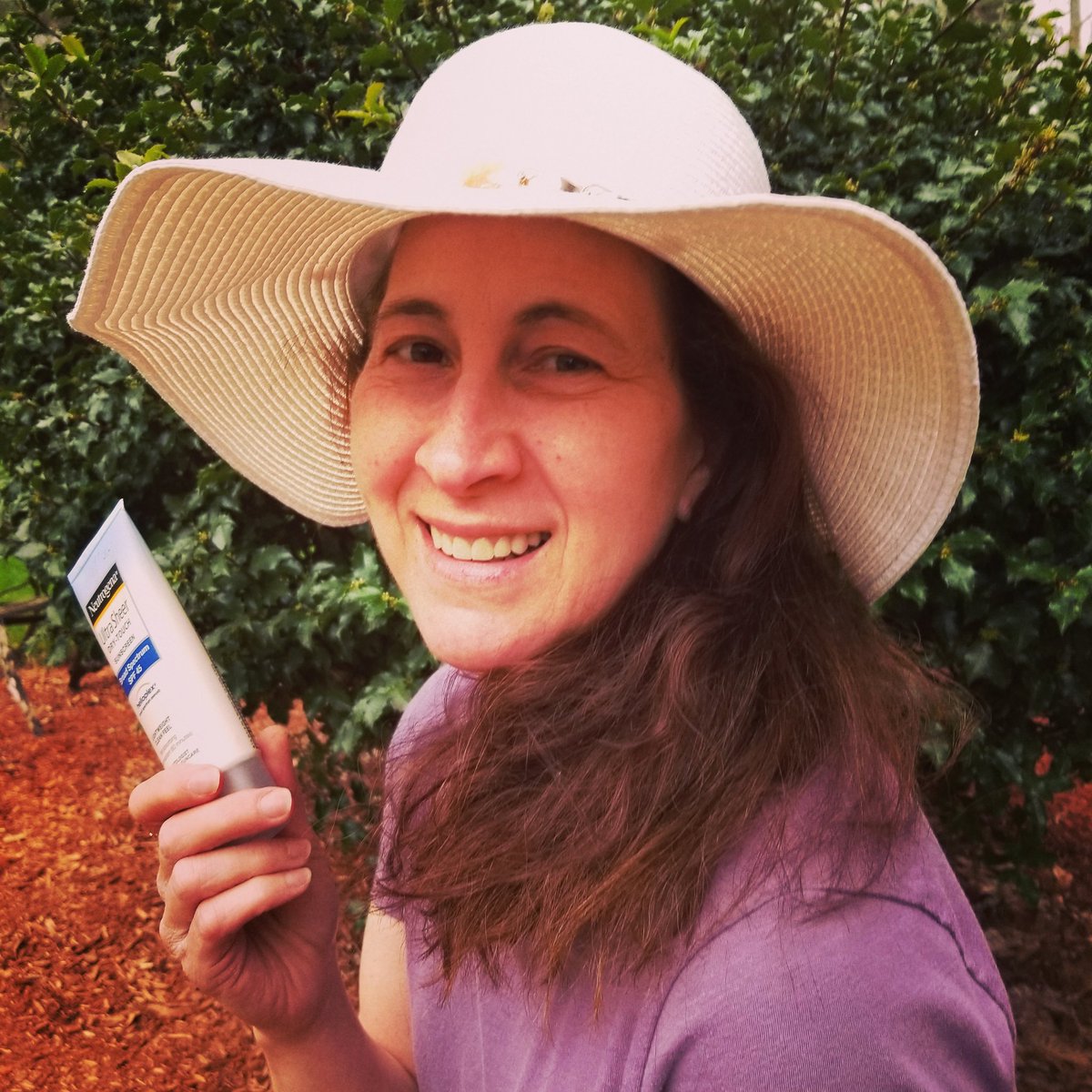 mrsleveillee32's tweet image. LMS Hat Day! But where&apos;s the sun? #lmsspiritweek @StudentLms