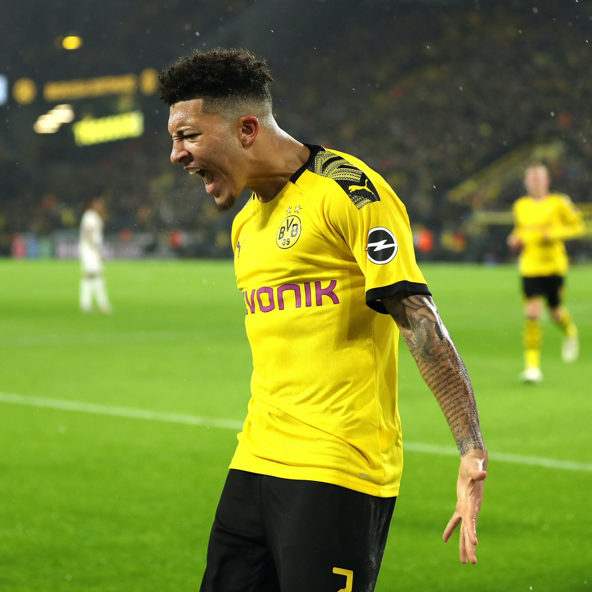 S_Gucci_mane's tweet photo. Manchester United are now likely to delay their move for Jadon Sancho until 2021 due to the financial impact of coronavirus, according to the Mirror. https://t.co/xGOOksXdGx