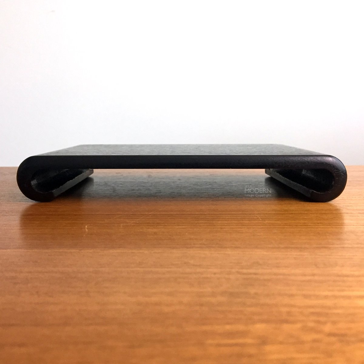 ALaModern's tweet photo. Japanese black wooden kadai bonsai flower stand, just listed @ALaModern https://t.co/5bNgUjQLXb https://t.co/NYCYzumsJI