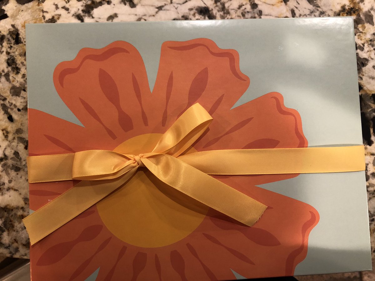 Afrospan's tweet photo. How AWESOME is our @TQStarPTA?  What an extremely thoughtful gift for Staff Appreciation Week.  Thank you for your support of each and everyone of the staff members at Ashburton ES and for trusting us everyday with your children. https://t.co/ZGjPN0Ks6U