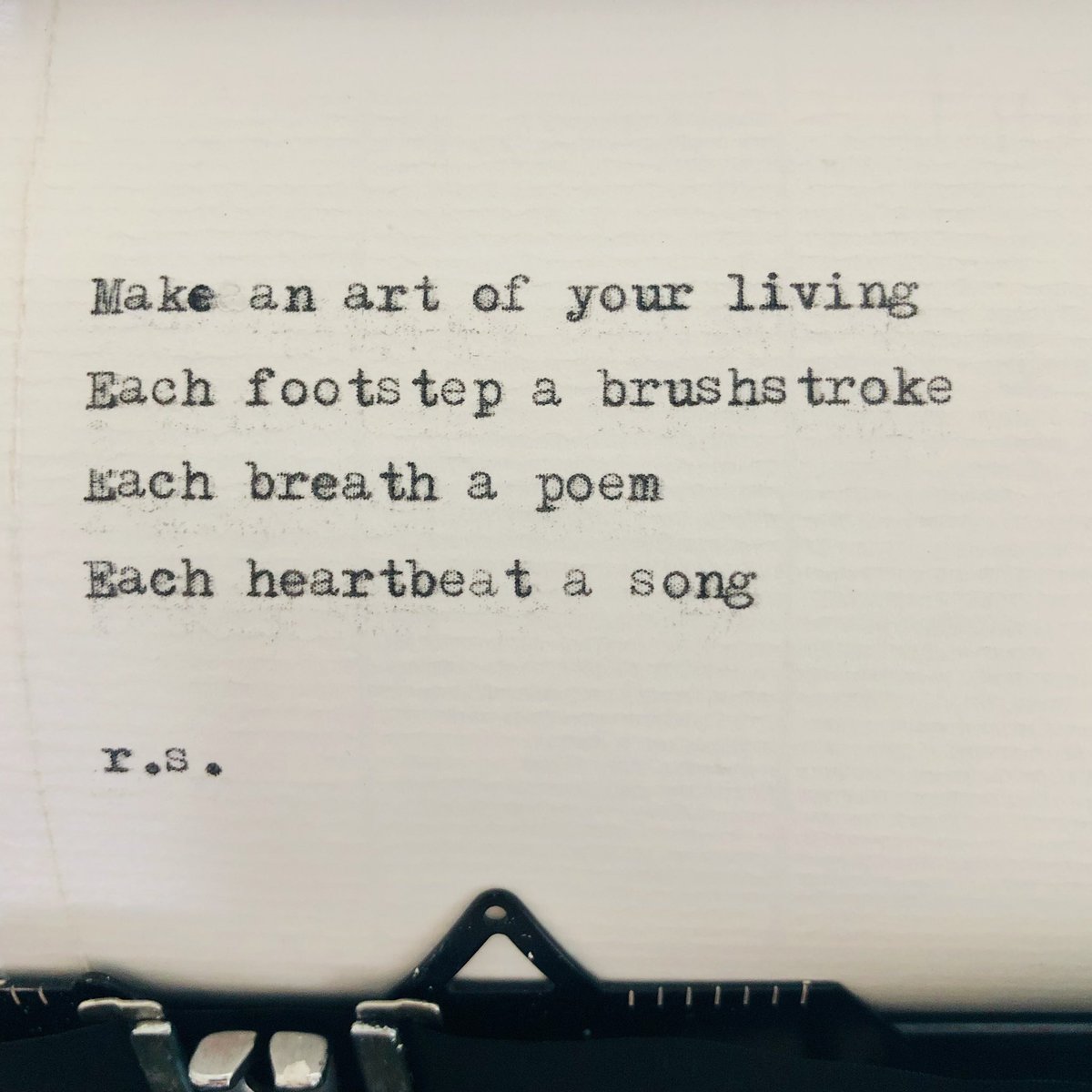 reallymindful's tweet image. Make an art of your living. Each footstep a brushstroke. Each breath a poem. Each heartbeat a song #mindfulness #poetry #life #meditaion