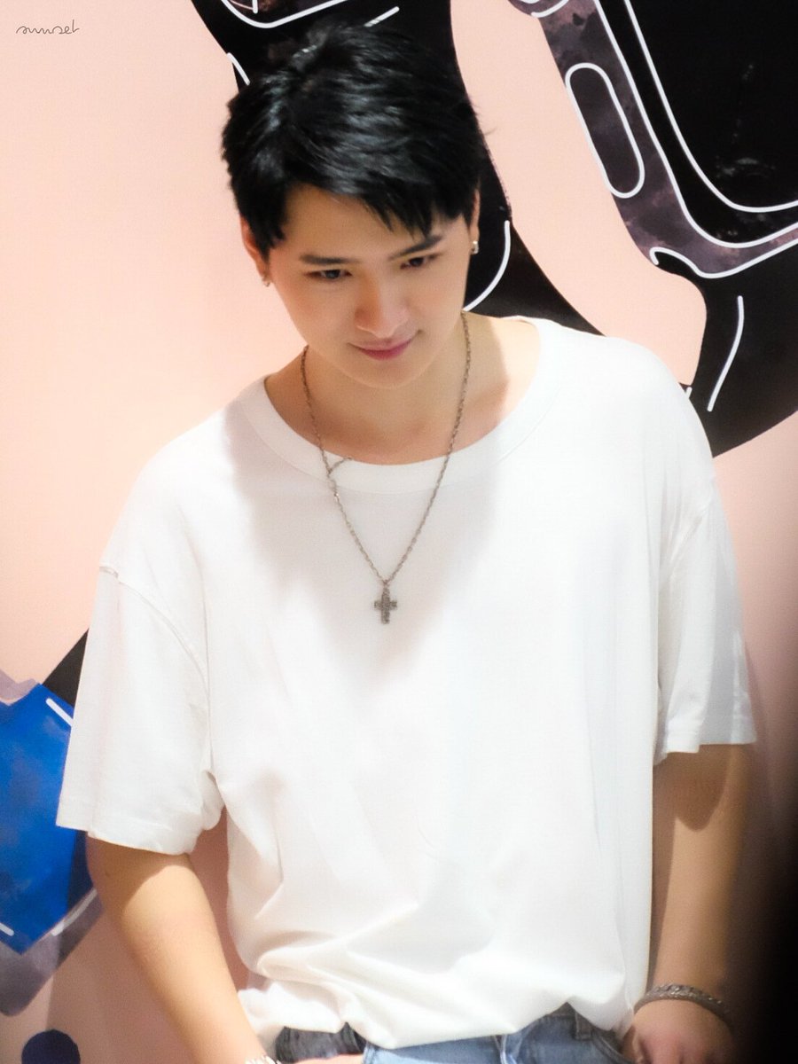 GalleryMin137's tweet photo. ก็คิดถึง
#KristPerawat
#MLSSfoto https://t.co/2e4HoejZX0