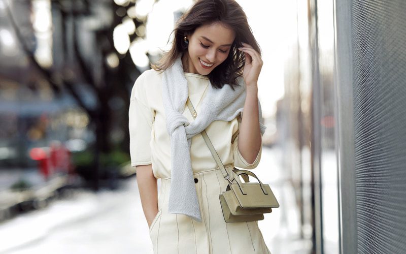 小学館 Oggi Sur Twitter 5 7のコーデ ディテールが効いた全身白コーデでかっこよく T Co M7kqa2kaxk 滝沢カレン 今日のコーデ 着こなし ファッション コーデ コーディネート 春ファッション 春コーデ 春服 白コーデ T Co Gpledbmvzk