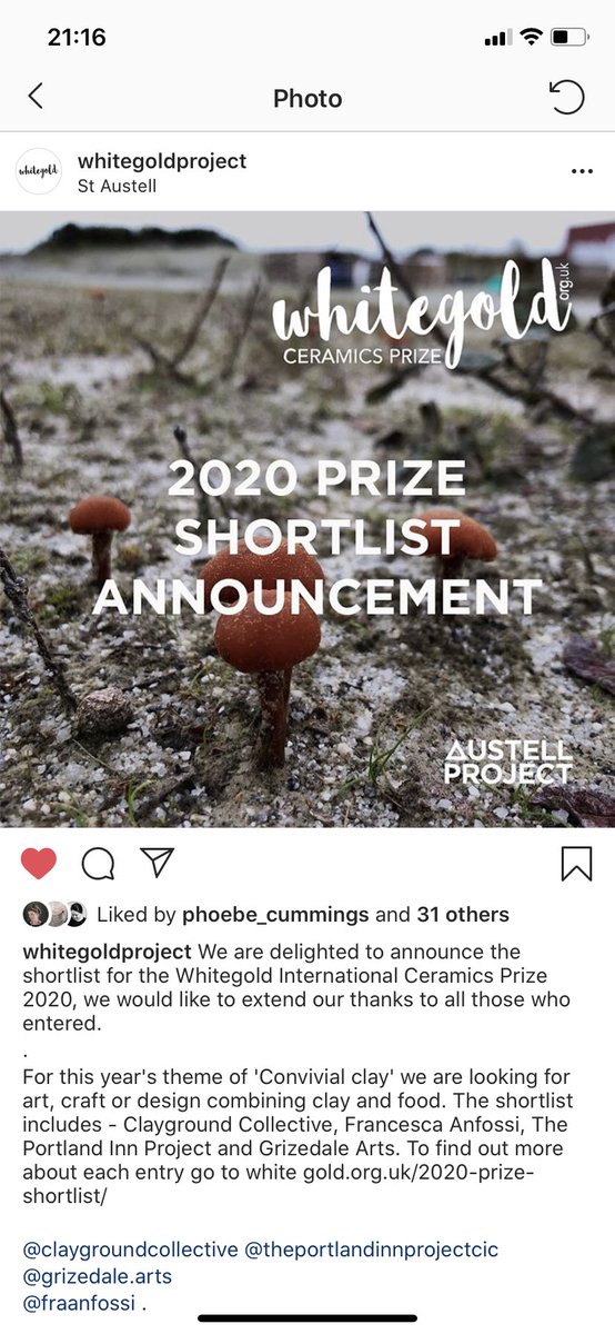 anna francis tweet media