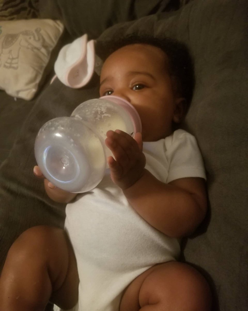 Coach_Williams1's tweet photo. Dispite all that is going on in the world I have been blessed to be Quarantined with these 2 ladies.  Whom also are my #wcw😍 ... 

@bssldy2 #JorjaRaye https://t.co/Q2jdEaYL3z