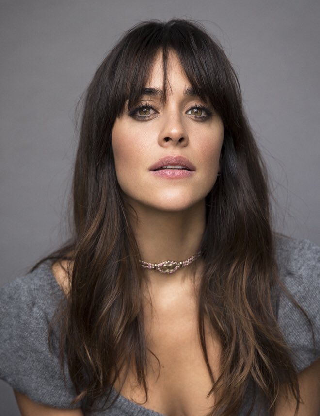 irix___'s tweet photo. Las actrices deberían haber sido:
Valeria: Macarena García
Nerea: Patricia Montero
Carmen: la modelo Lorena Durán
Lola: Ana Fernández o Berta Vázquez
 #ValeriaNetflix https://t.co/ew5PvX0PYz
