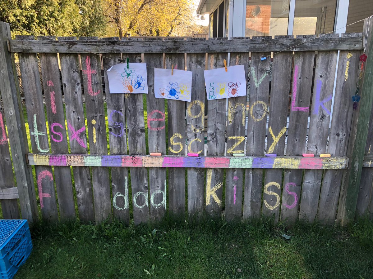 School is alive:Teaching letters and numbers at the backyard 

#alivemontessori #aliveprivateschool #privateschooltoronto #montessoritorontoschool