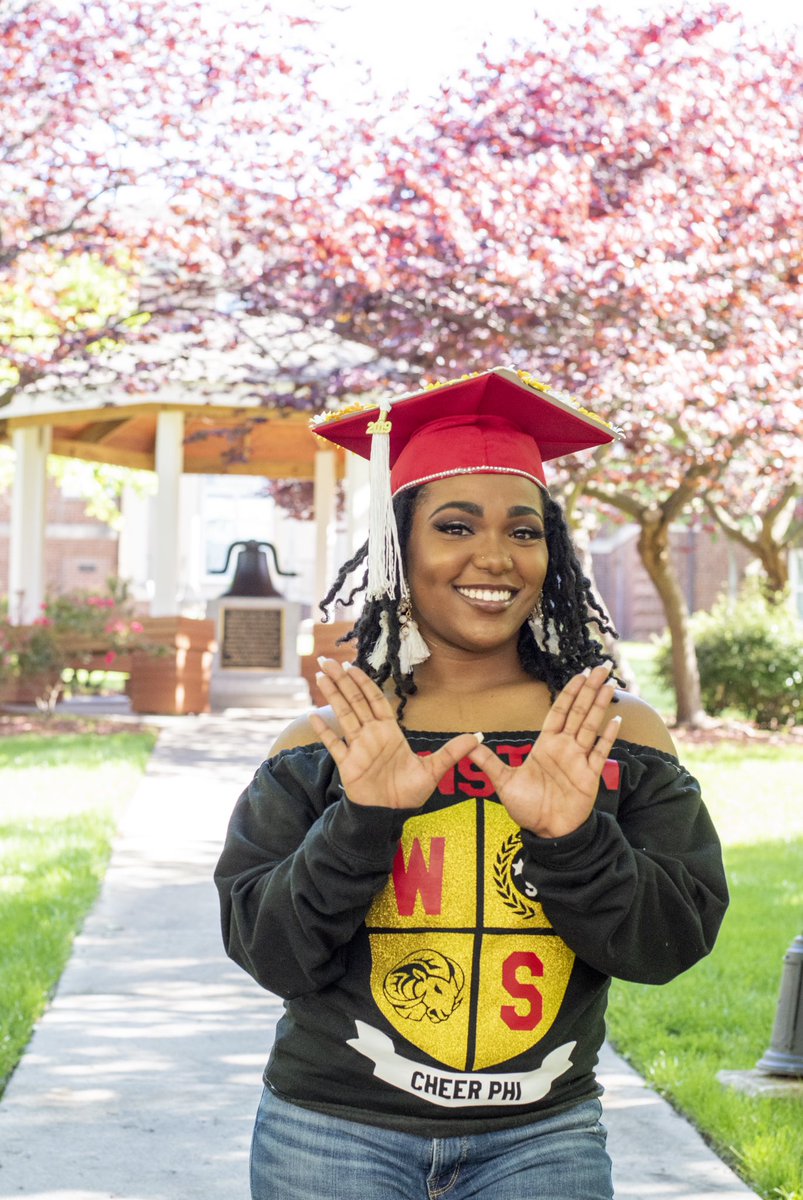 AdreannaLondyn's tweet photo. Itโs Winston Woman Wednesday! ๐๐โค๏ธ
๐: @Yoyay_
๐ธ: @AdreannaLondyn
#On1892 #WSSU #WSSU2020 #Classof2020 #NCAT #UNCG #graduation #cheerphi #AdreannaLondyn #WCW https://t.co/PwTdhB2rm6