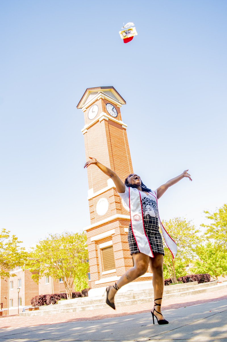 AdreannaLondyn's tweet photo. Itโs Winston Woman Wednesday! ๐๐โค๏ธ
๐: @Yoyay_
๐ธ: @AdreannaLondyn
#On1892 #WSSU #WSSU2020 #Classof2020 #NCAT #UNCG #graduation #cheerphi #AdreannaLondyn #WCW https://t.co/PwTdhB2rm6