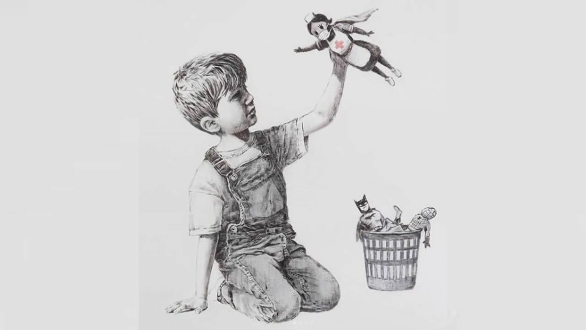 La nueva obra de Bansky, que ha aparecido en un hospital de Southampton, deja claro quiénes son las heroínas y héroes de esta historia de miedo y grandeza...