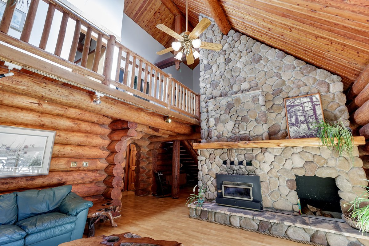 teamhaig's tweet photo. Virtual Open House Tomorrow!!!
12:00 - 12:45 pm

Join Clinton and Fab as they tour this unique home and spectacular property in Anmore. 105 Elementary Road.
https://t.co/7z8nFNdCUY https://t.co/sk2GGSkqZx