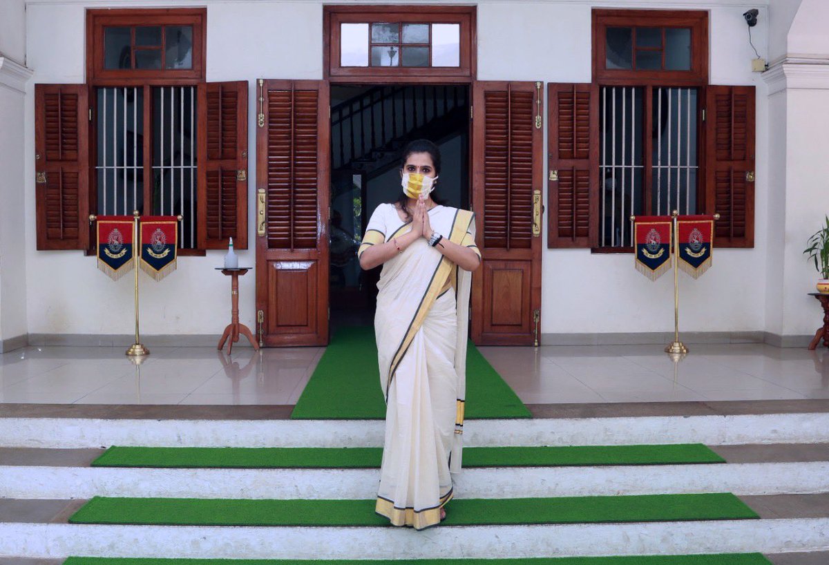 ShashiTharoor's tweet photo. Wonderful #baskinthemask campaign for #KeralaPolice, inspired by our textile traditions &amp;led by MaithriSrikant of ⁦@Vedhika4u⁩, incl a star zardosi mask for the PoliceChief!Great initiative to support our skilled workers &amp; handblock printers in distress. #StaySafeInstyle https://t.co/YrklffABJT