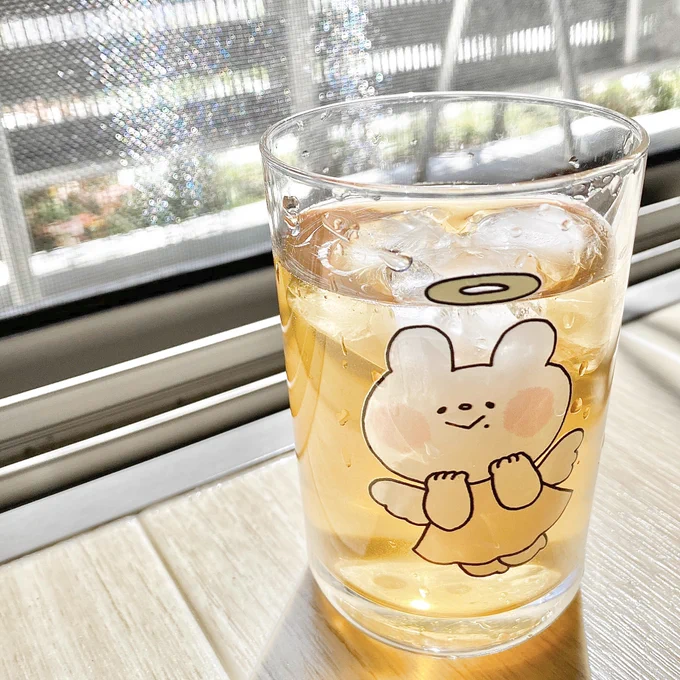 天気がよろしいので今年初の麦茶で優勝 