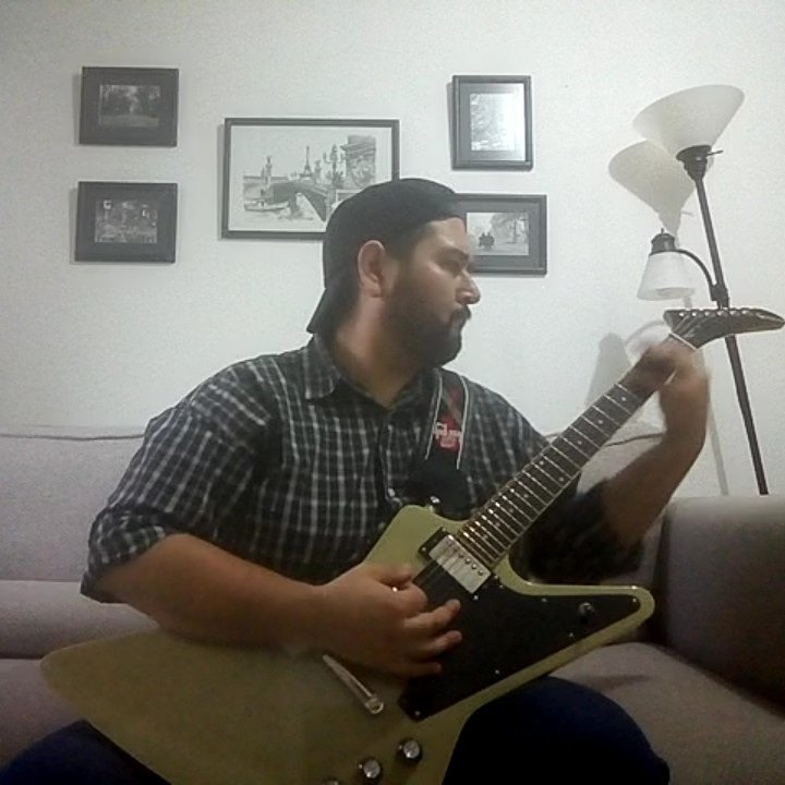 Stay home, stay safe! 

#stayhome #quarantine #mexico #metal #melodicdeathmetal #deathmetal #epiphone #gibson #monterrey #music #practice #guitar #sixstrings