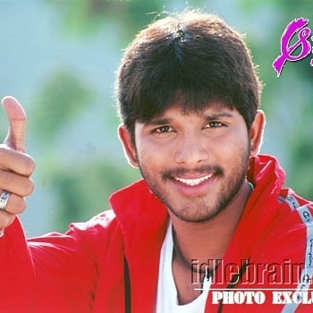 DSaiteja18's tweet photo. Biggest loveble hit AARYA @alluarjun #16YearsForMagicalAARYA https://t.co/N20qAs38er #16YearsForMagicalAARYA