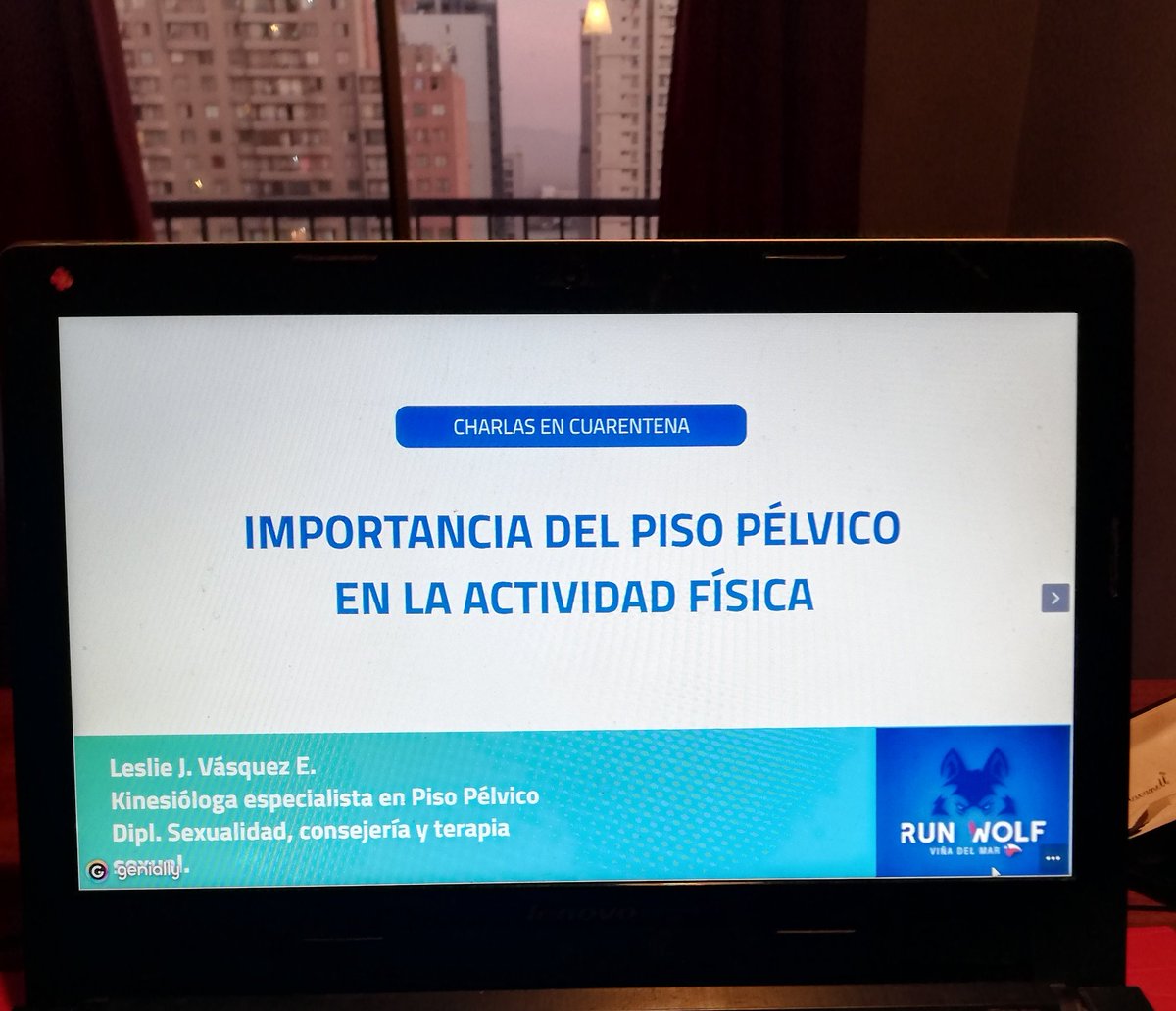ZurdaLoka's tweet photo. Hoy hablamos  sobre los  cuidados del piso pélvico al hacer actividad física.
Hermosa manera de celebrar el día del kine y compartir información con mi familia corredora #RunWolfClub  #CharlasEnCuarentena  #Kinesiología #RPP #PisoPélvico #DiaDelKine https://t.co/euVBzM9pD4