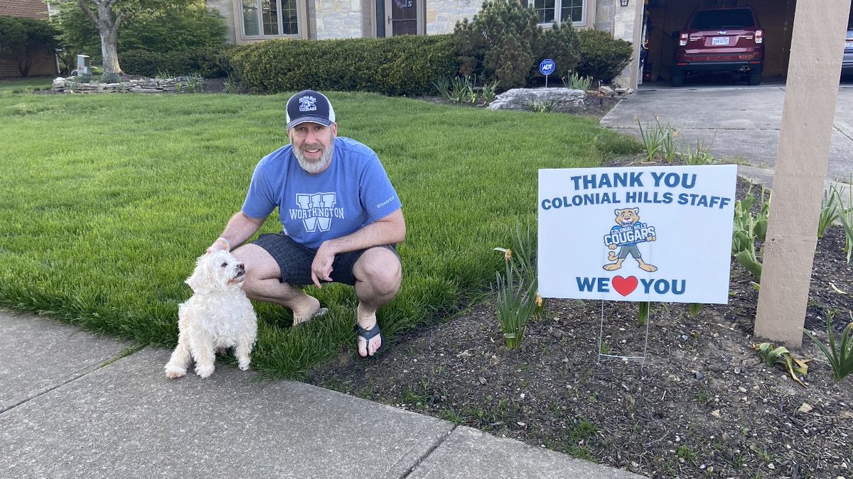 JonSaphire's tweet photo. What a nice surprise in my front lawn! Thank you PTA!!! https://t.co/PnmvzTCjsB