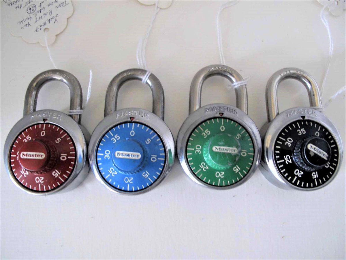 oldsilkroute's tweet image. Excited to share the latest addition to my #etsy shop: 4 Vintage MASTER Locks, Combination Padlocks-Free Shipping etsy.me/3caJJ57 #4masterlocks #combinationlocks #vintagelocks #oldsilkroute #freeshipping #redcombinationlock #greenlock #bluelock #blacklock
