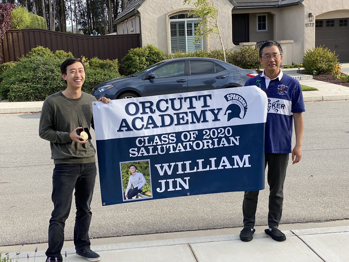 Just surprised OAHS class of 2030 valedictorian &amp; salutatorian with an annoucement at their home.