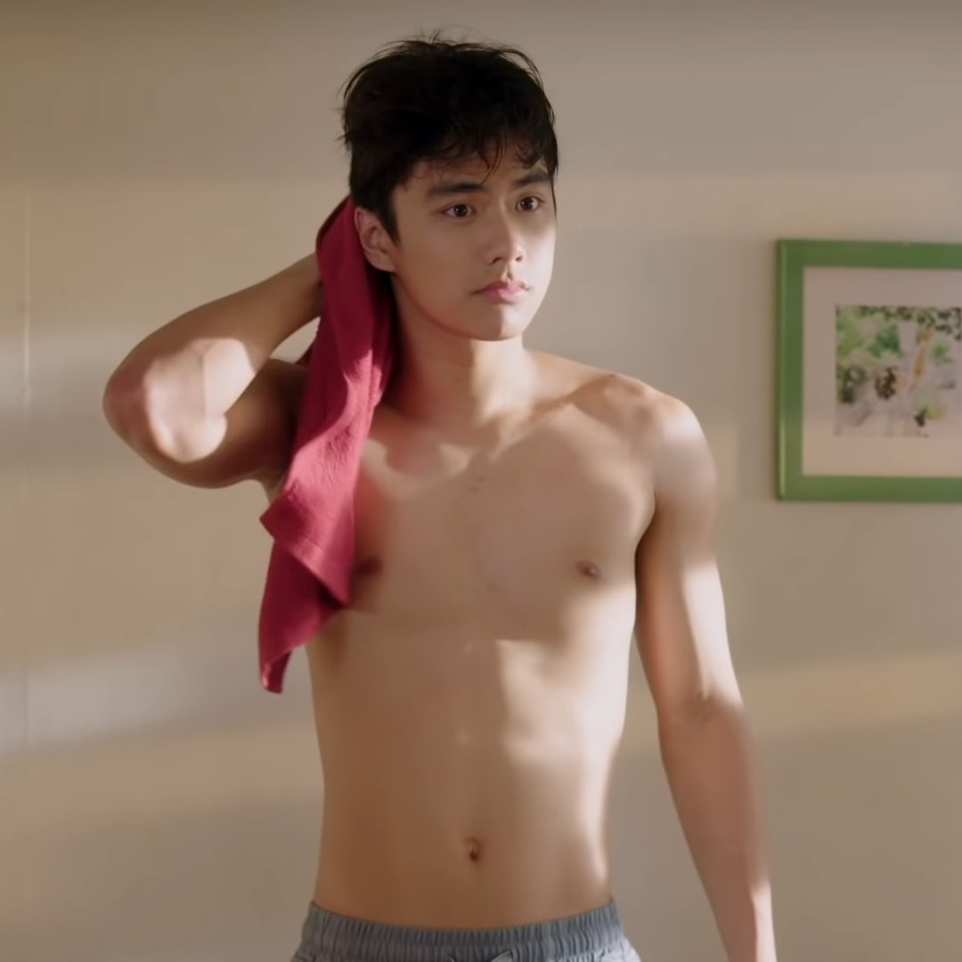 spiderbolton's tweet image. okay but um