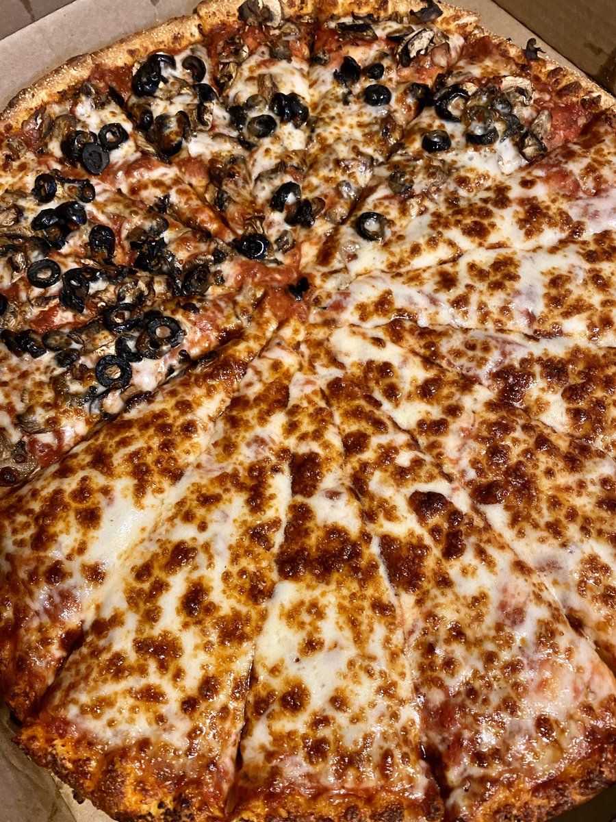 steveendow's tweet photo. Hello beautiful! ๐ ๐ ๐
#FoodTwitter #NotHomeMade https://t.co/hZkSeLWPFZ