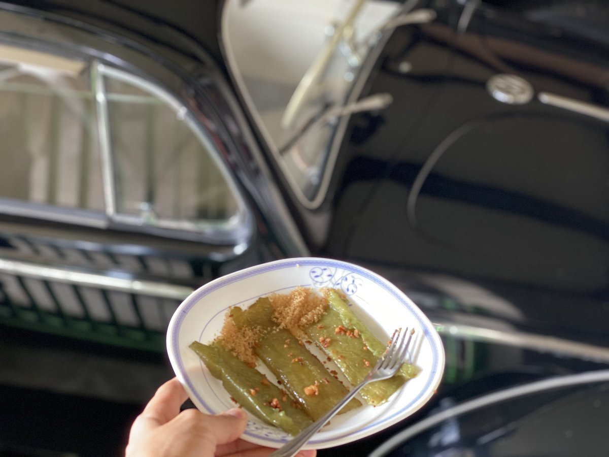 toxwagen's tweet photo. #VW #breakfast #suman #bulagta #latik #bianca #bianca62 #biancablackbeauty #blackbeauty #vwbug #vwtype1  #vwbeetle #fusca #käfer #almuchow #kapampangan #capampangan https://t.co/5ToAt4KBJJ