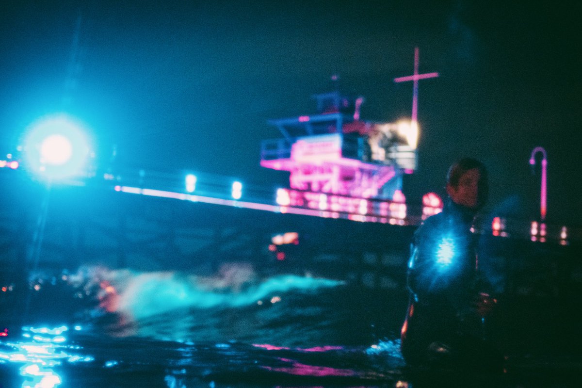 Surfing da glow ft. 12