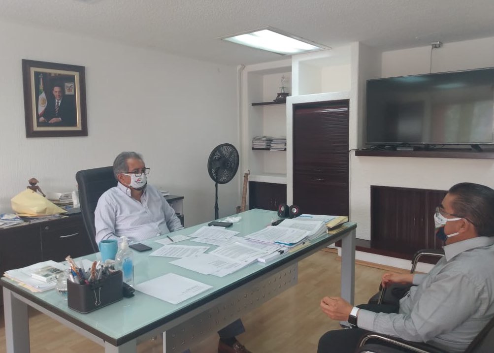 El Secretario @atilanorp se reunió con el Subsecretario @Juan_Ramro a fin de definir las estrategias que fortalecen los planes y programas de estudio de las instituciones del tipo medio superior y superior, en donde <a href="/omarfayad/">Omar Fayad</a> ha creado programas de apoyo a la comunidad.