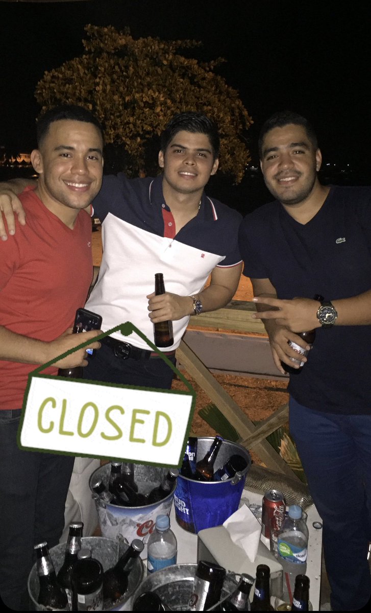 bborgesz's tweet image. Saludes les dejo ❌ #2bar